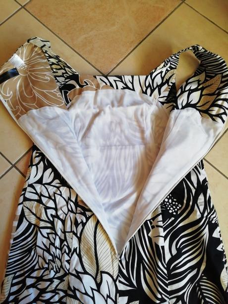 Letné puzdrové šaty, v. 42, bonprix,42