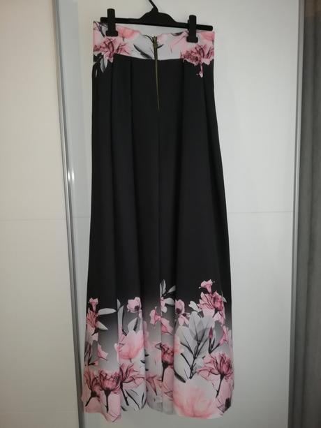 Spoločenská sukňa, 40