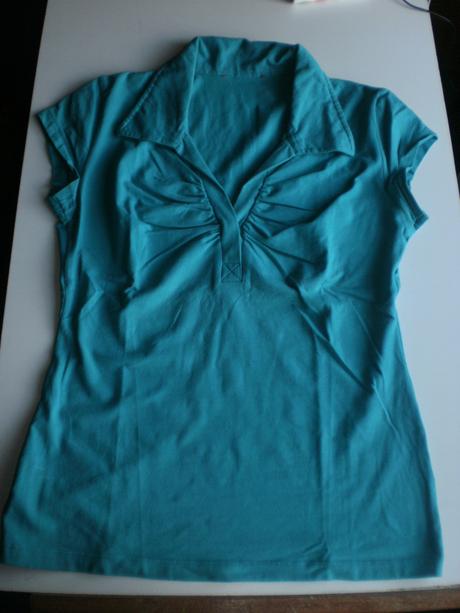 Predávam dámske oblečko lacno, s