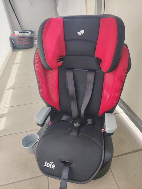 Autosedačka do 36 kg, joie