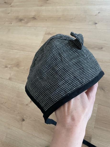Podšitý čepček na chladnejšie počasie, 92