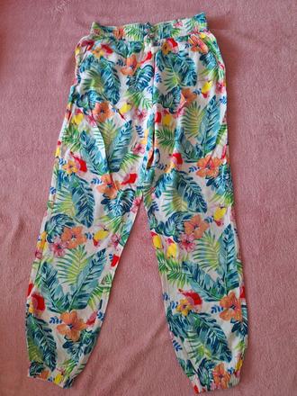 Džunglové nohavice, h&m,134
