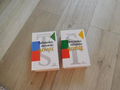 Taliansko-slovenský slovník 2 x,, 