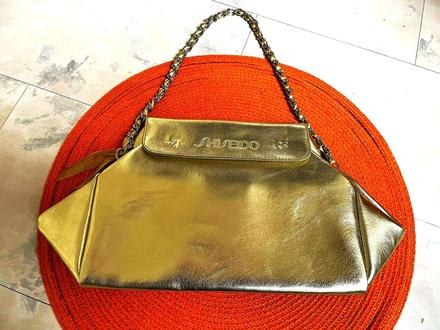 Spoločenská taška shiseido, 