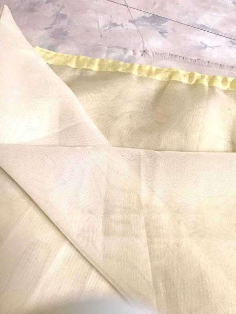 Zbytok organzy/šifónu,