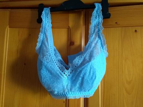 Krásna čipkovaná brallet, tezenis,80c