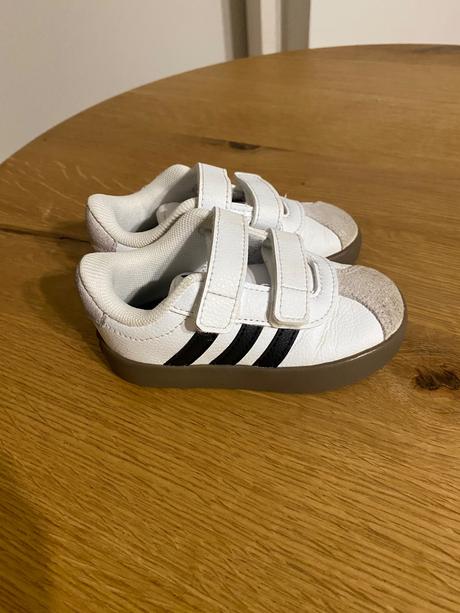 Adidas tenisky, adidas,21