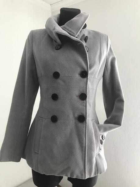 Elegantný kabátik, s