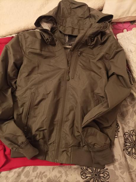 Balík veci veľ.l už aj s poštou 5 ks, l