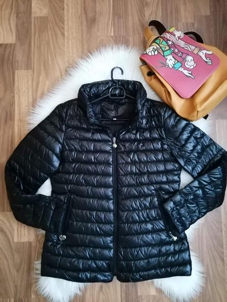 Krásna čierna prechodná bunda výroba taliansko, xl