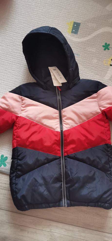 Zimná bundička s visackou, lindex,128