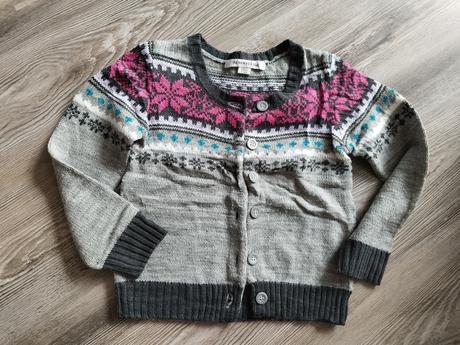 Svetrík, reserved,110