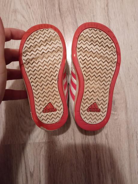 Adidas botasky, adidas,25