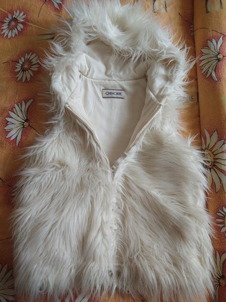 Chlpatá vesta, cherokee,152