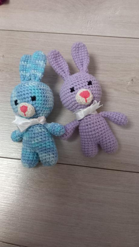 Háčkované zajačiky a slniečka, 