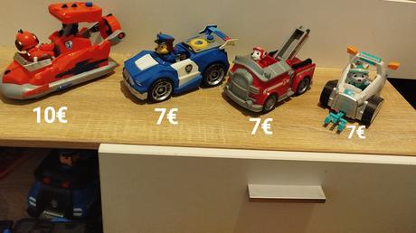 Tlapková patrola autá,