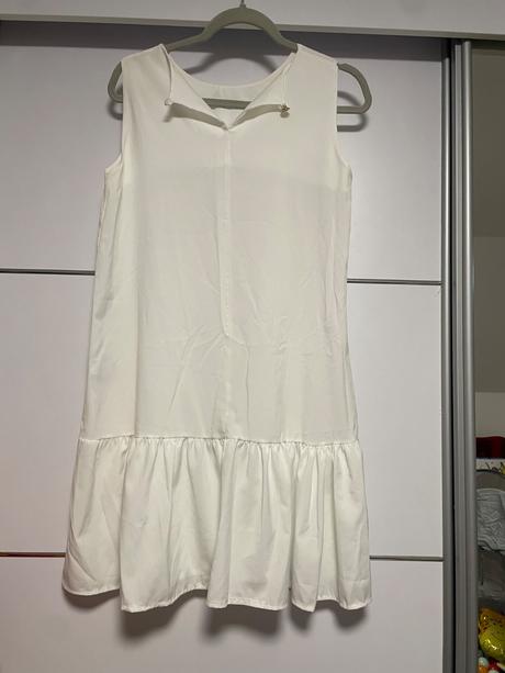 Predám krátke biele šaty, 