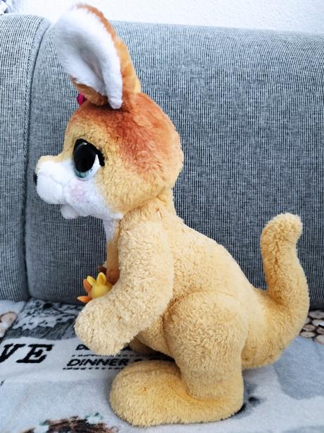 Fur real klokanica s babatkami, 