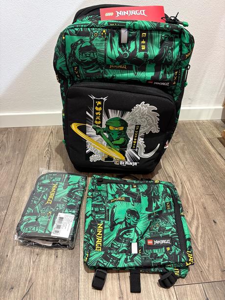 Skolska taska lego ninjago,