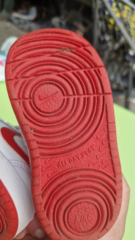 Vysoké tenisky, nike,22