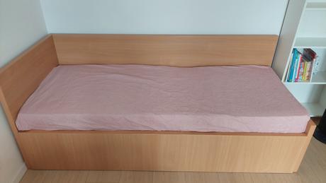 Rozkladacia . rozťahovacia.  postel, šírka (cm): 80,dĺžka (cm): 200