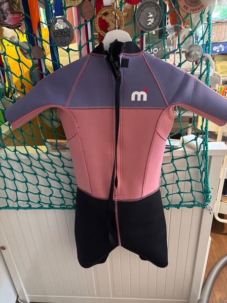 Dievčenský plavecky overal,