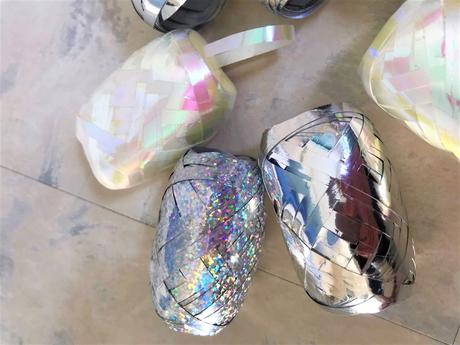 Lesklé perleťové stužky 7ks, 