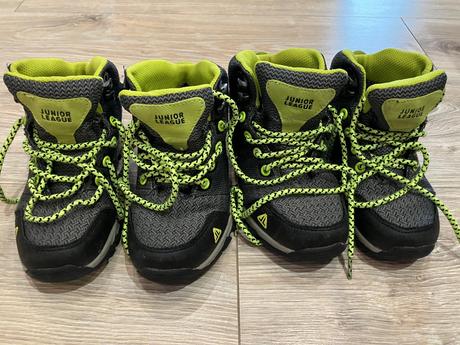 Turisticke topanky, nepremokave, 30