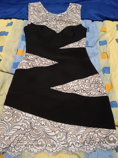 Elegantné šaty už aj s poštou, s