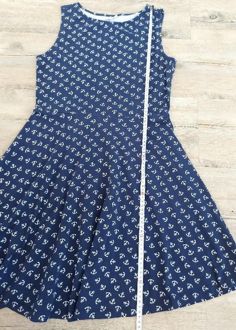 Letné námornícke šaty, 40