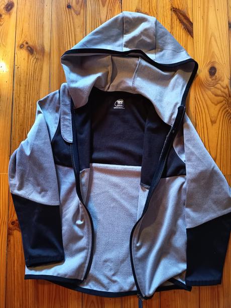 Športová bunda, 122