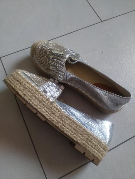 Topánky strieborné na platforme, 38