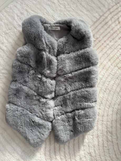 Kozusinkova vesta, 104