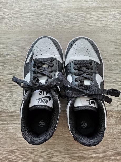 Tenisky + 1 grátis, 30