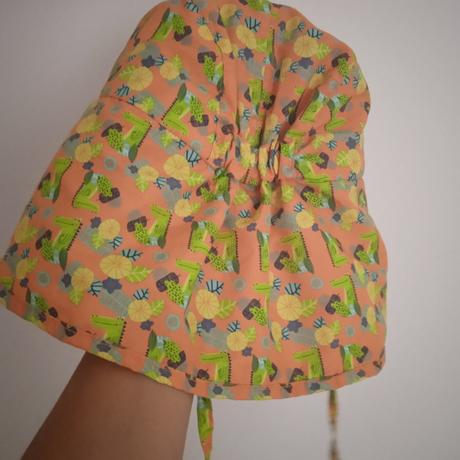 Čapica na pláž, lupilu,<50