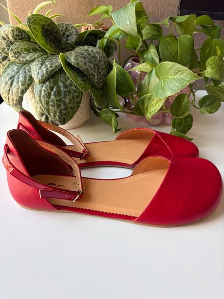 Shapen barefoot sandálky poppy cherry, veľ.40 wide, 40