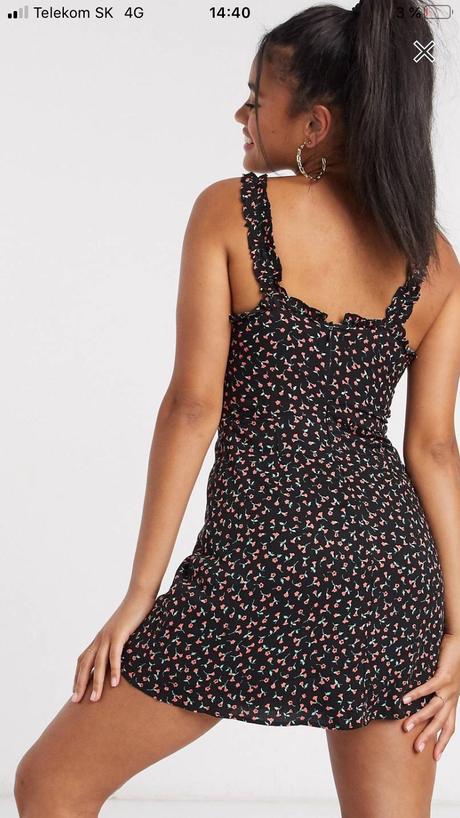 Letne kvetinkove šaty, pull&bear,38