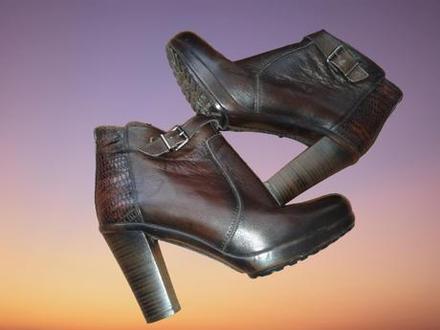 Kvalitné kožené členkové čižmy veľ. 36, 36