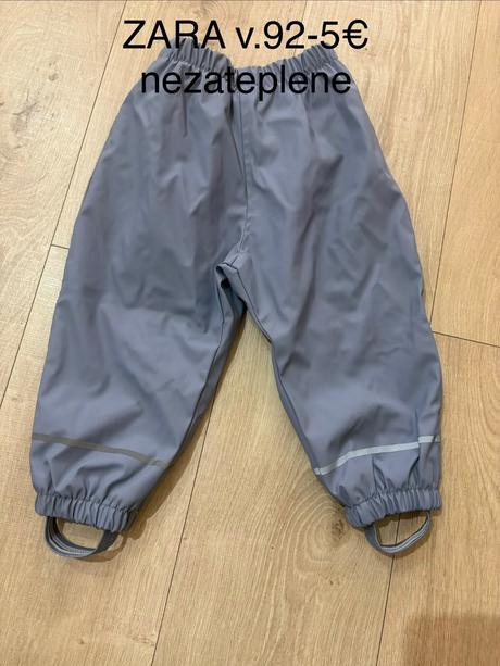 Nohavice do dažďa, zara,92