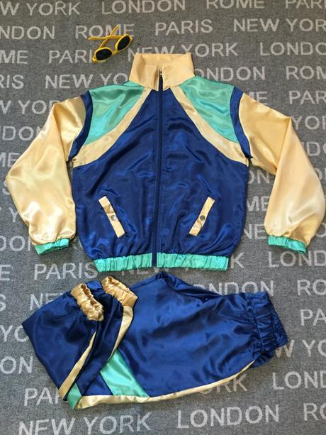 Damsky kostym roky 80/90 jogingova suprava s,