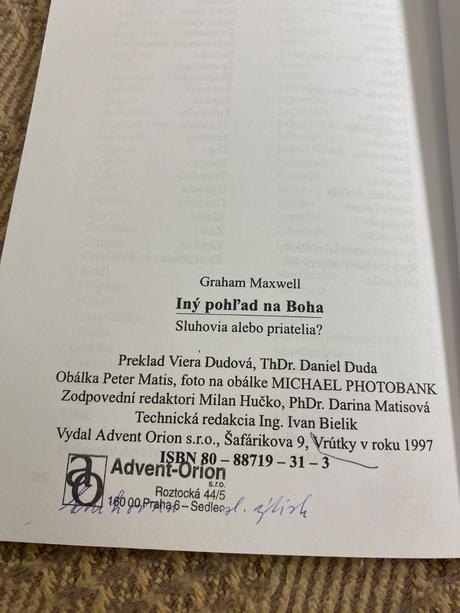 Náboženská literatúra iný pohľad na boha. sluhovia,