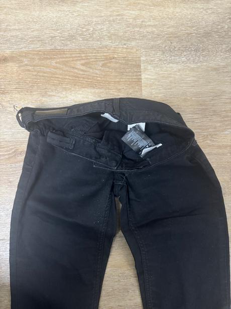 Čierne trblietavé rifle, h&m,140