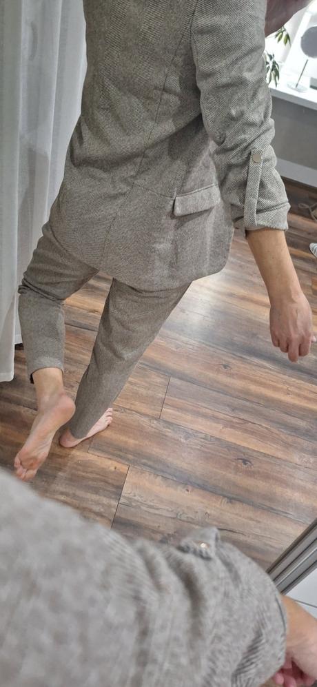 Komplet sako nohavice so zamykmi vel 36/38, reserved,m