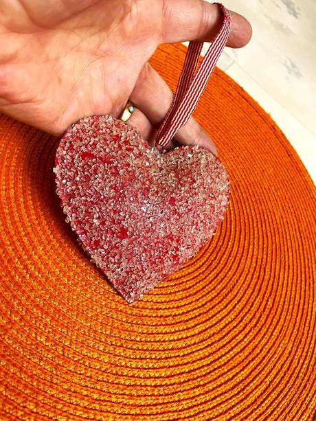 Závesné srdiečko,