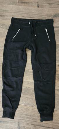 Čierne h&m tepláky, h&m,s