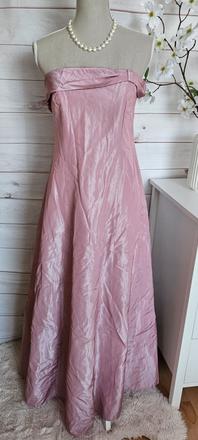 Pekné jednoduché šaty, s