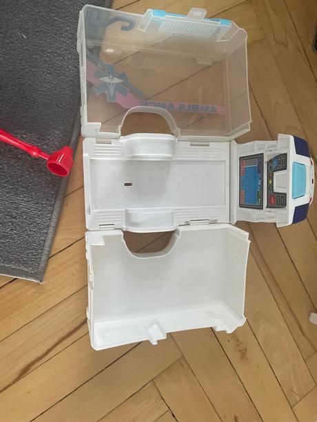 Sanitka z húkačkou, 