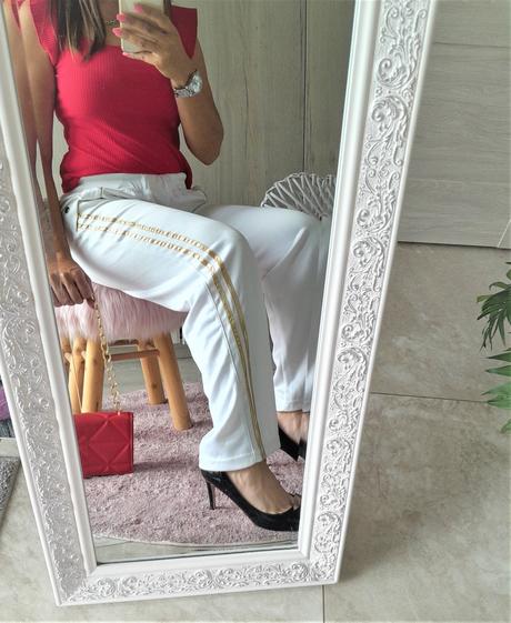 Tepláky so zlatými pásmi-l, l