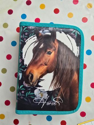 Peračník junior horse,