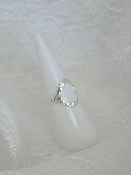 Strieborný prsteň, 